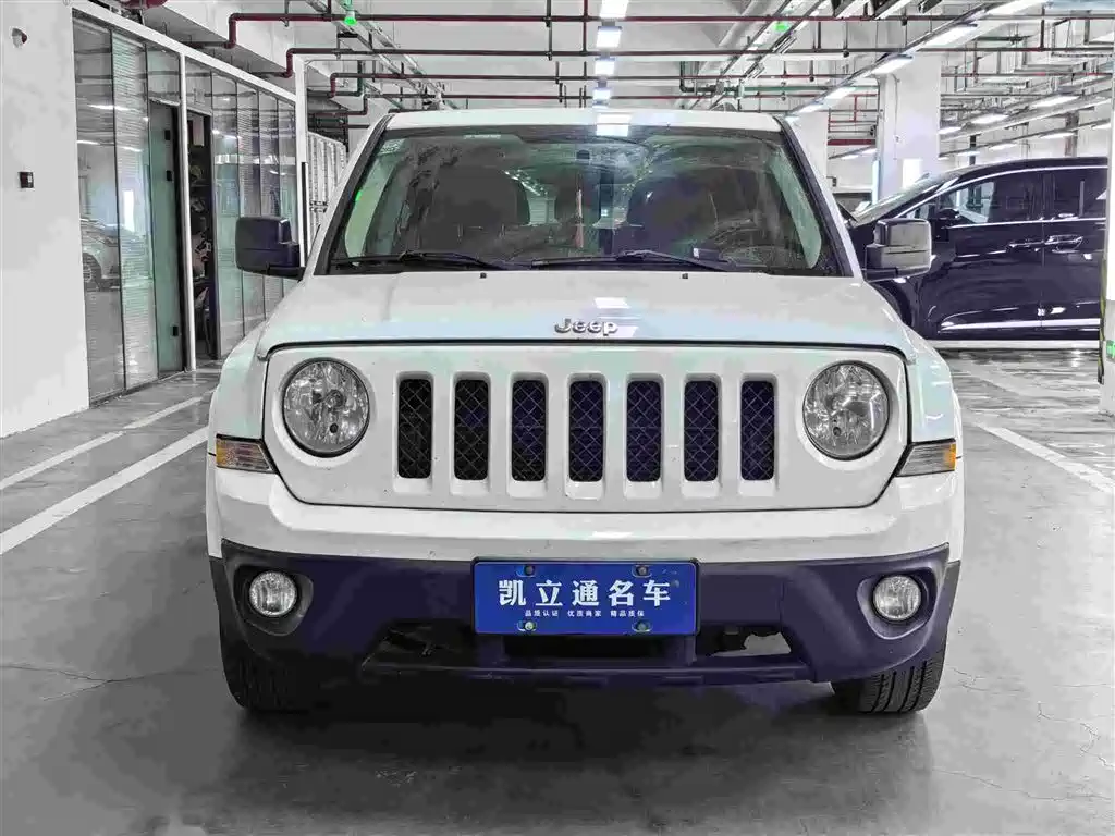 Jeep Patriot — миниатюра 2