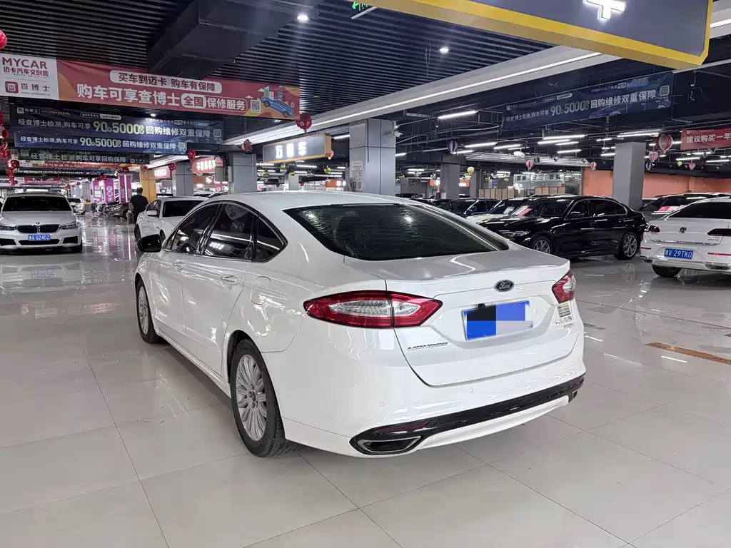 Ford Mondeo — миниатюра 8