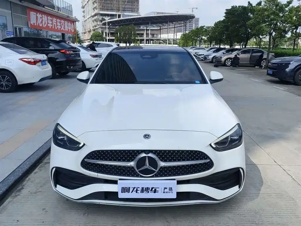 Mercedes-Benz C-Class — миниатюра 2