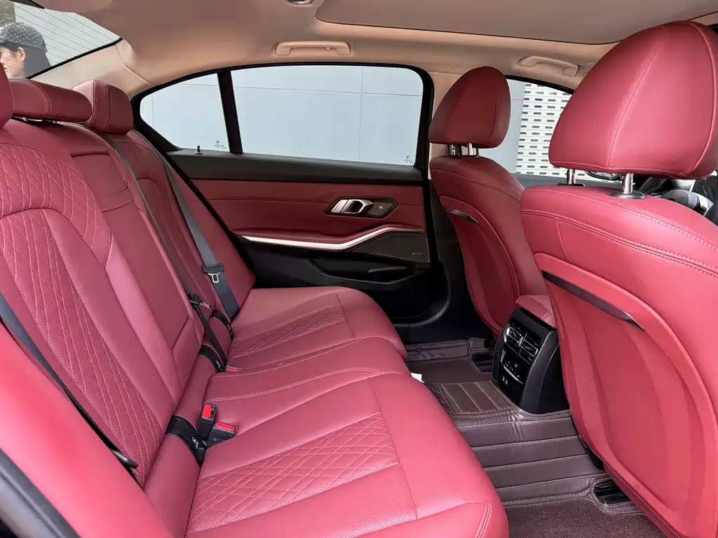 BMW 3 Series — миниатюра 14