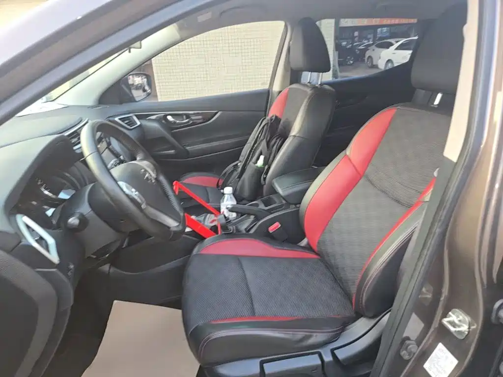 Nissan Qashqai — миниатюра 15
