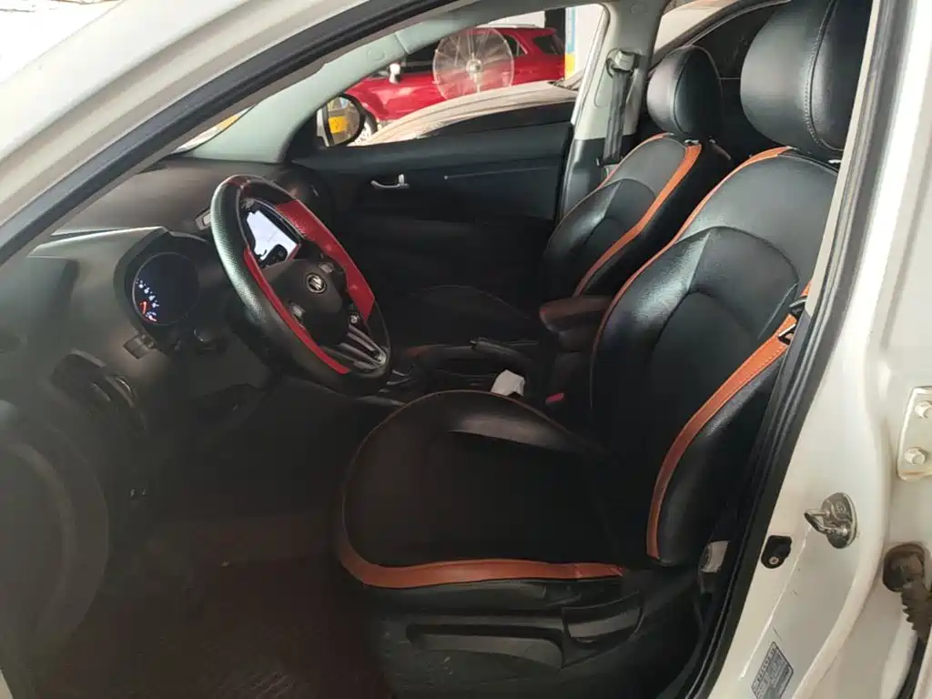 Kia Sportage — миниатюра 15