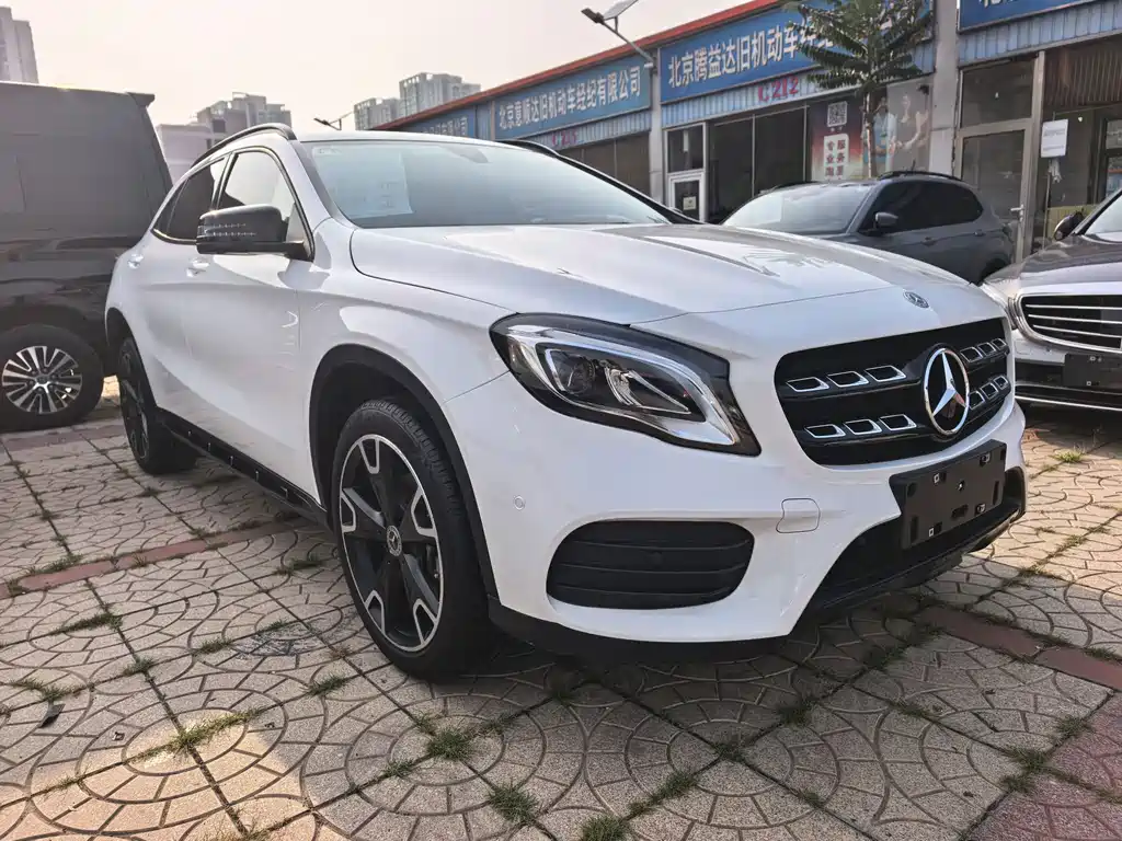 Mercedes-Benz GLA — миниатюра 3
