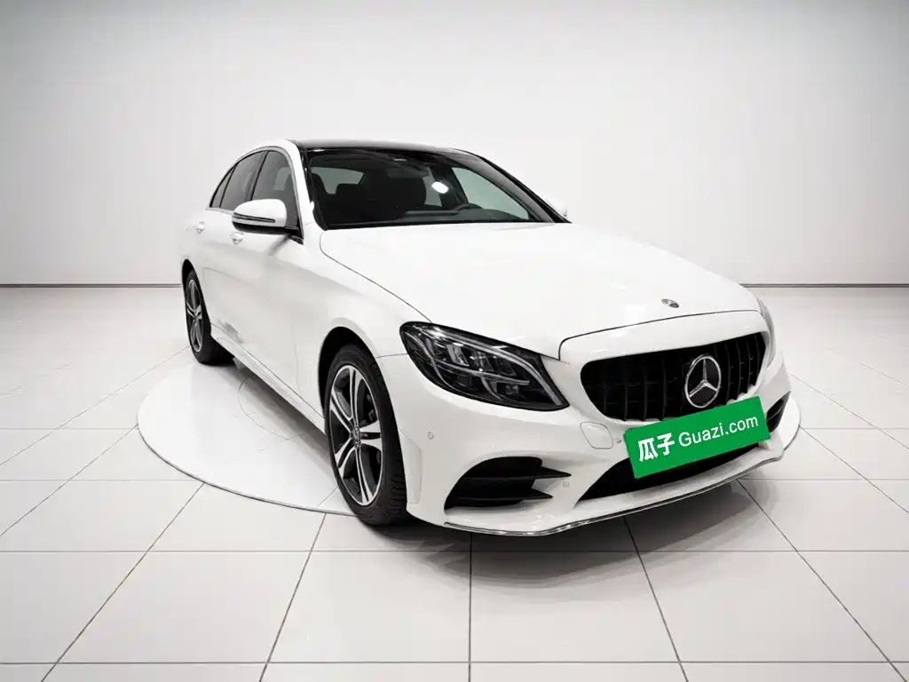 Mercedes-Benz C-Class — миниатюра 3