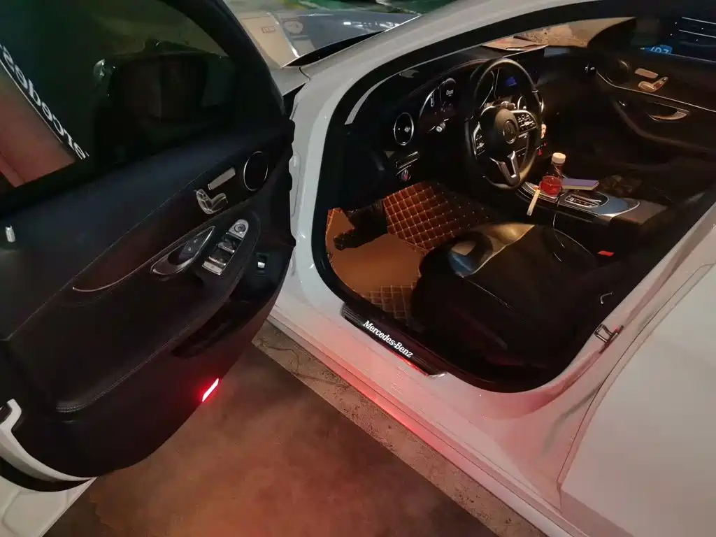 Mercedes-Benz C-Class — миниатюра 17