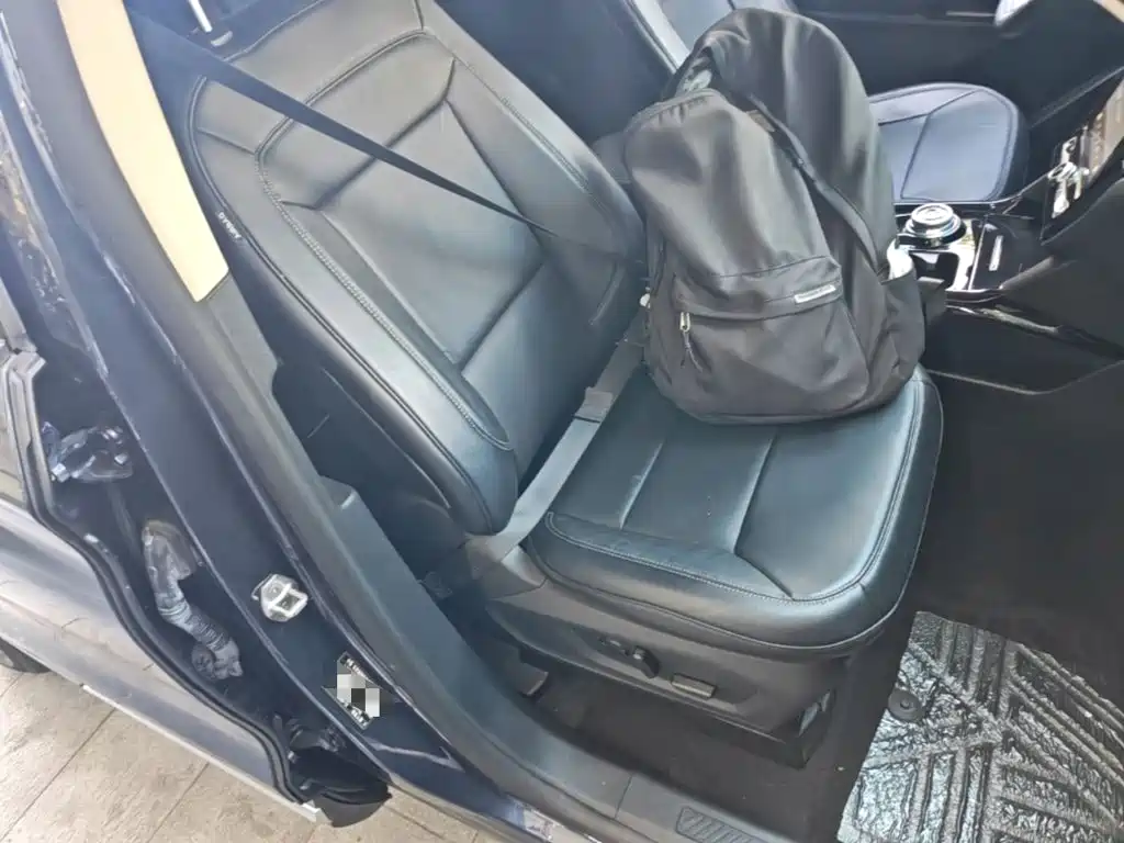 Ford Explorer — миниатюра 25