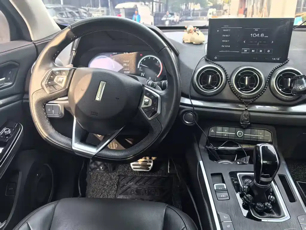 Wey Wey VV5 — миниатюра 5