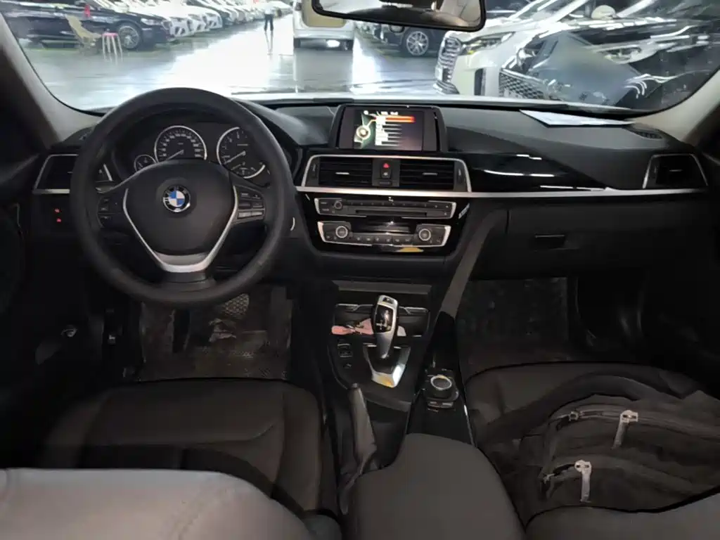 BMW 3 Series — миниатюра 10