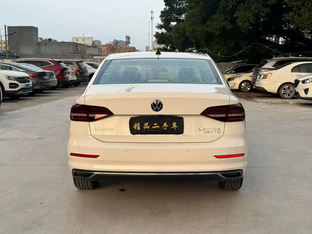 Volkswagen Lavida — миниатюра 8