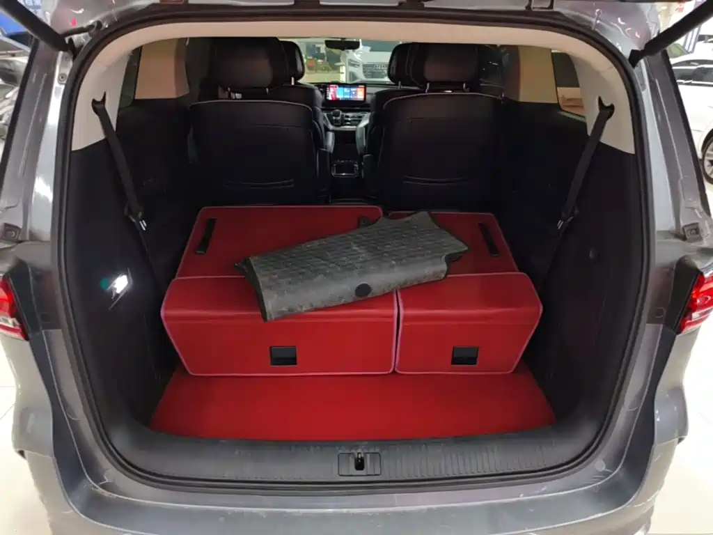 Roewe iMAX8 — миниатюра 19