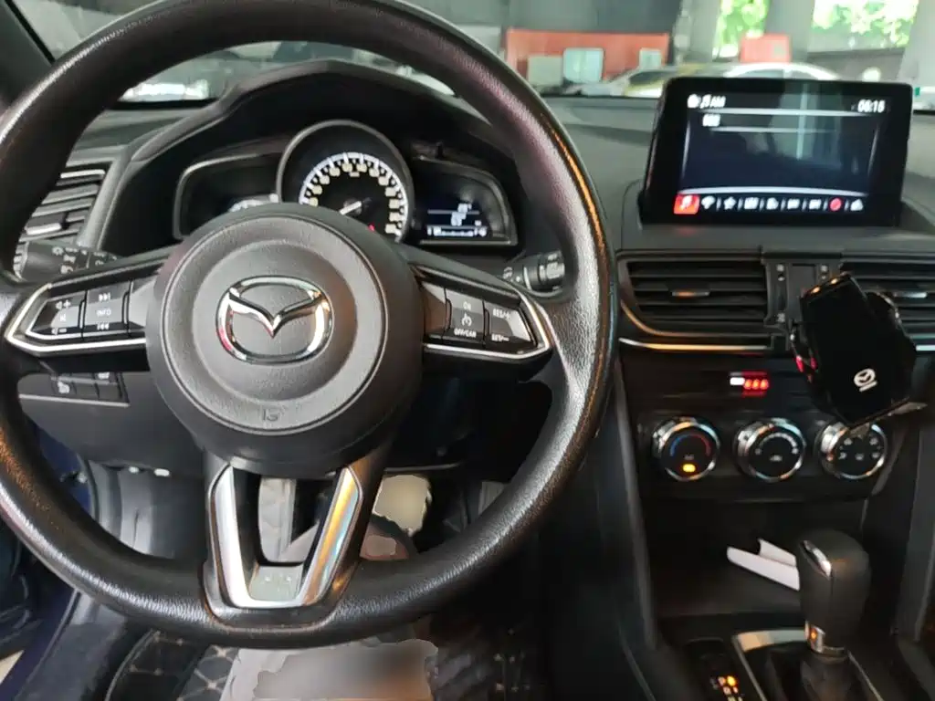 Mazda CX-4 — миниатюра 10
