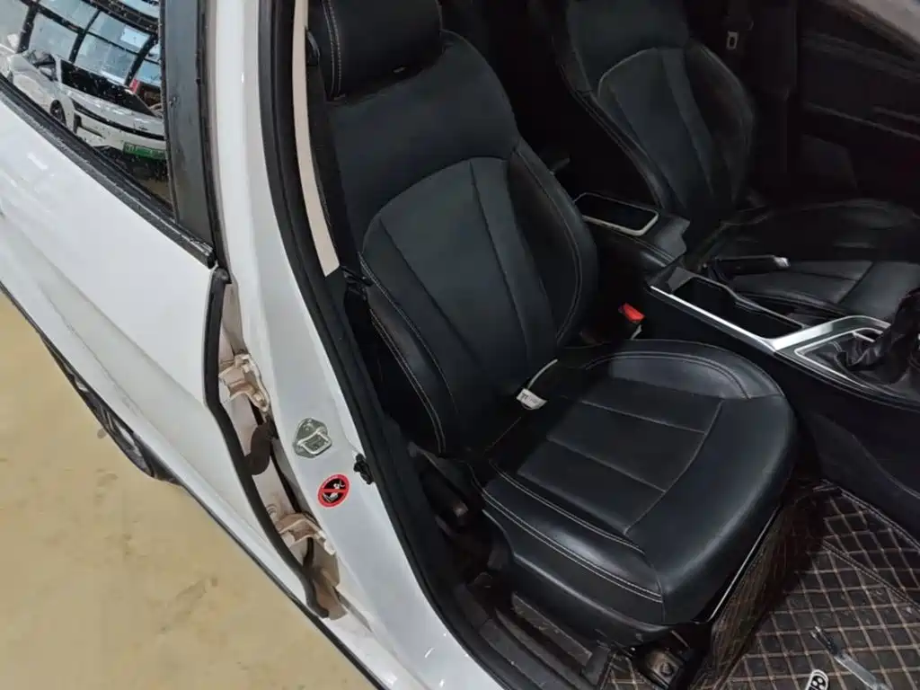 Geely Vision X3 — миниатюра 25