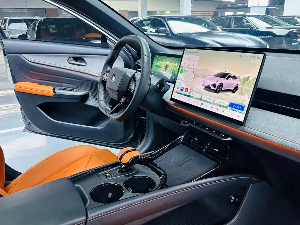 Changan UNI-V — миниатюра 7