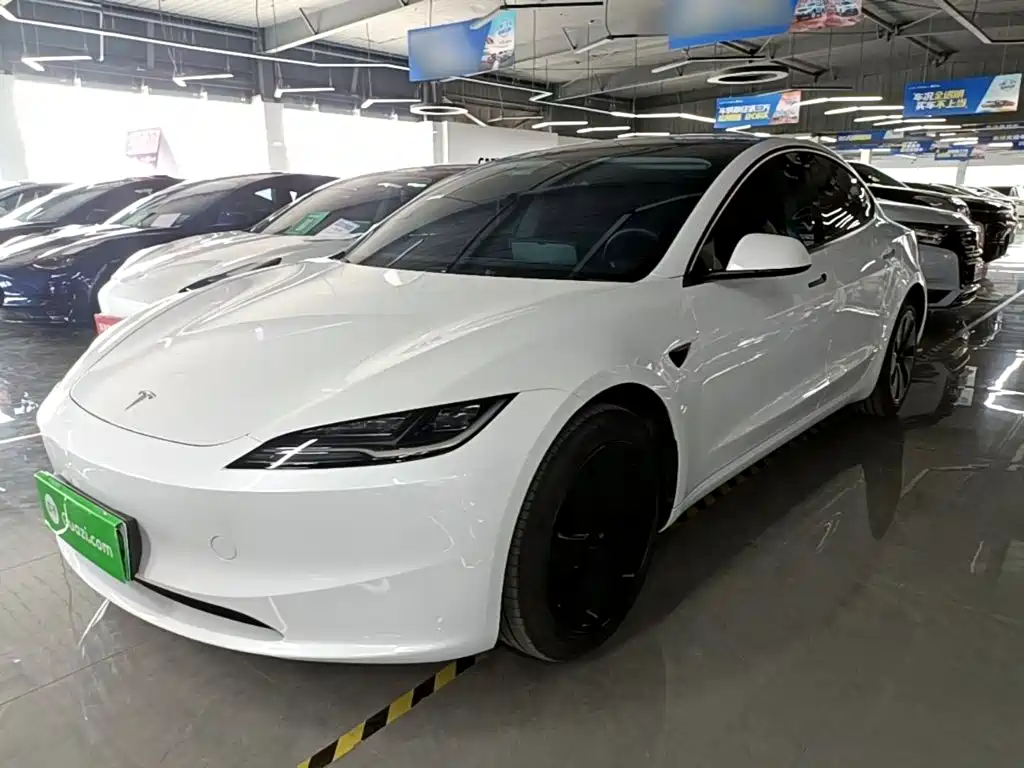 Tesla Model 3 2023 RWD Drive Dynamic Edition