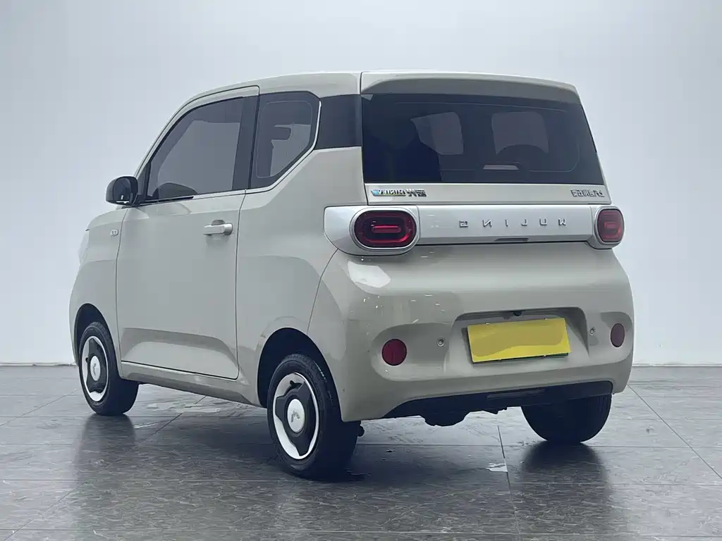 Wuling MINIEV — миниатюра 21