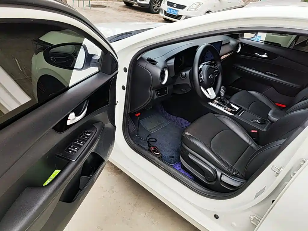 Kia K3 — миниатюра 16
