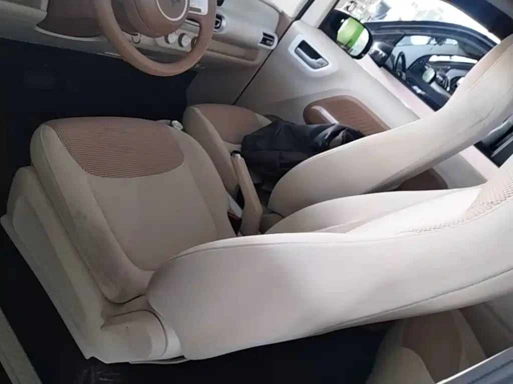 Wuling MINIEV — миниатюра 15