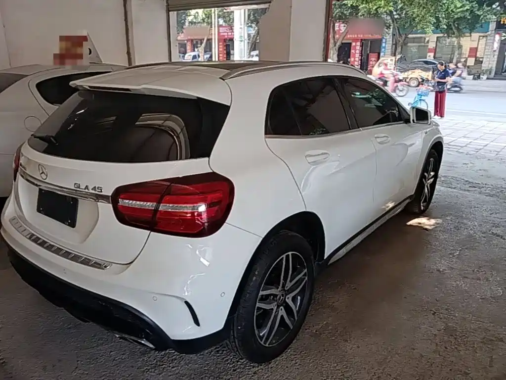 Mercedes-Benz GLA — миниатюра 7