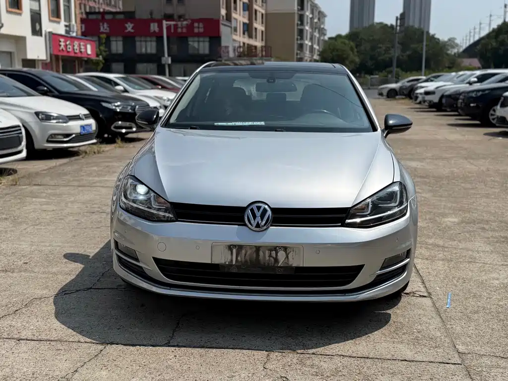 Volkswagen Golf — миниатюра 2