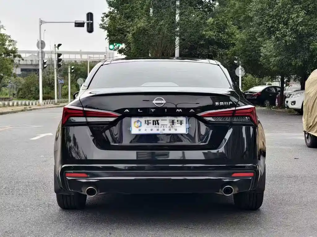 Nissan Teana — миниатюра 4