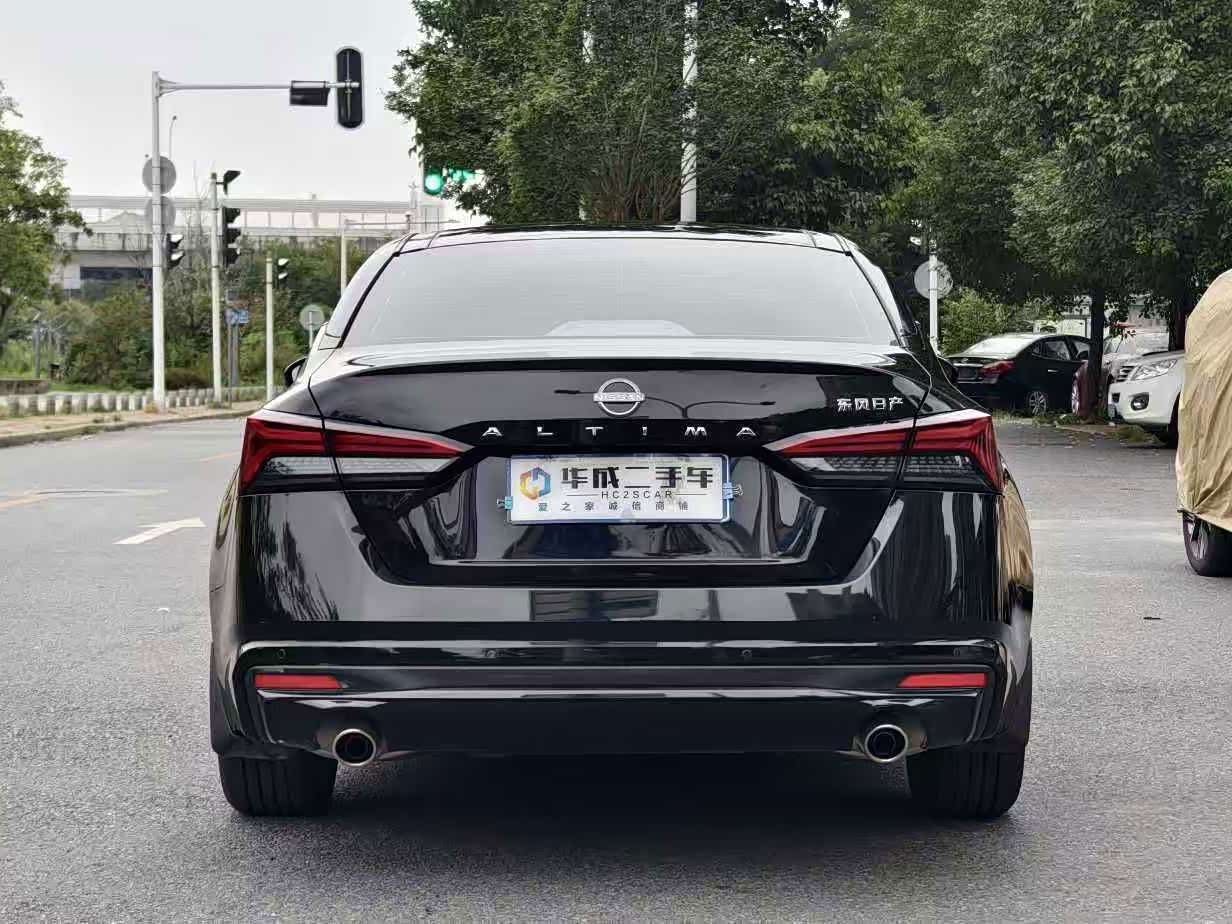 Nissan Teana 2.0 л 2024 г. Чёрный, пробег 12000 км