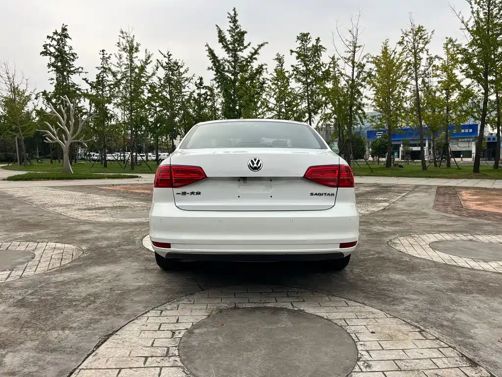 Volkswagen Sagitar — миниатюра 11