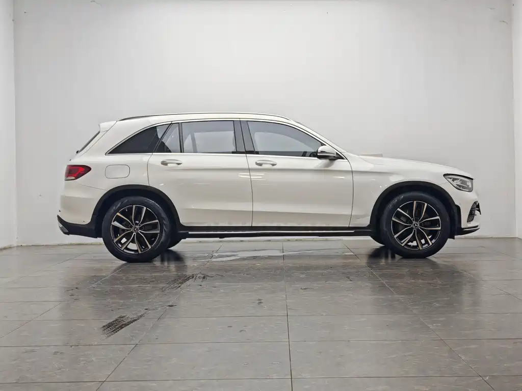 Mercedes-Benz GLC — миниатюра 9