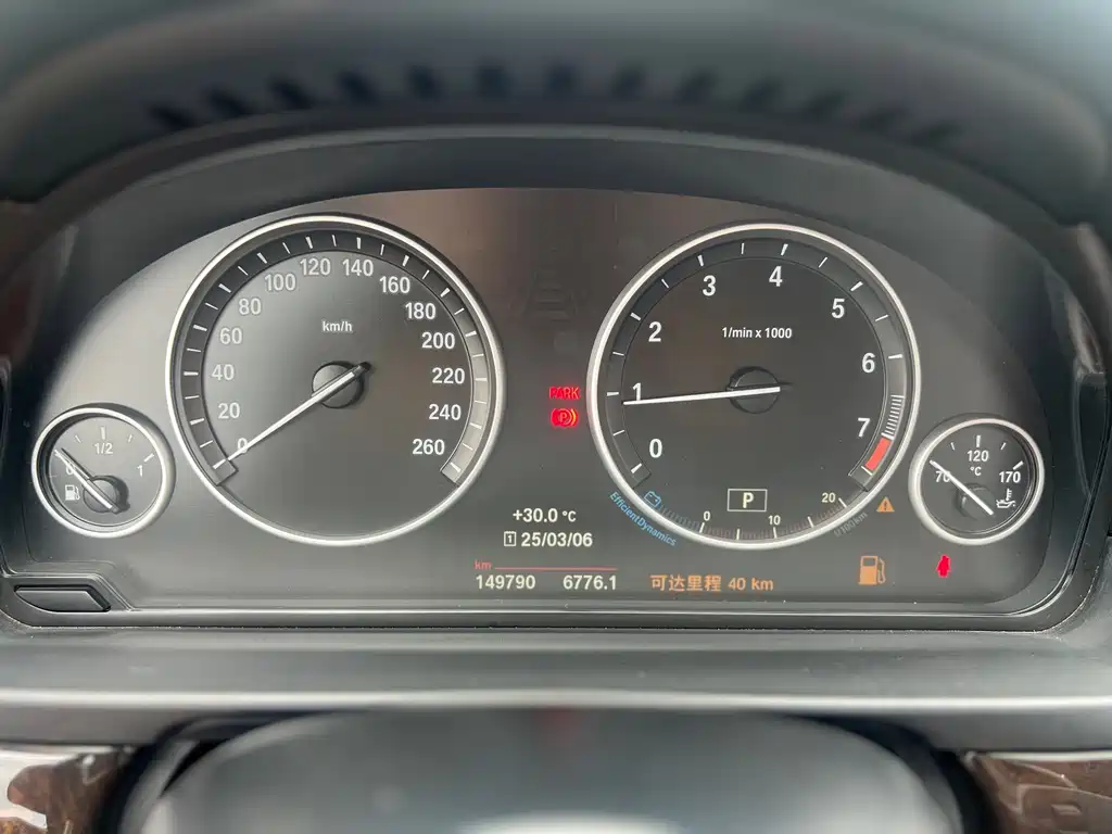 BMW 5 Series — миниатюра 22