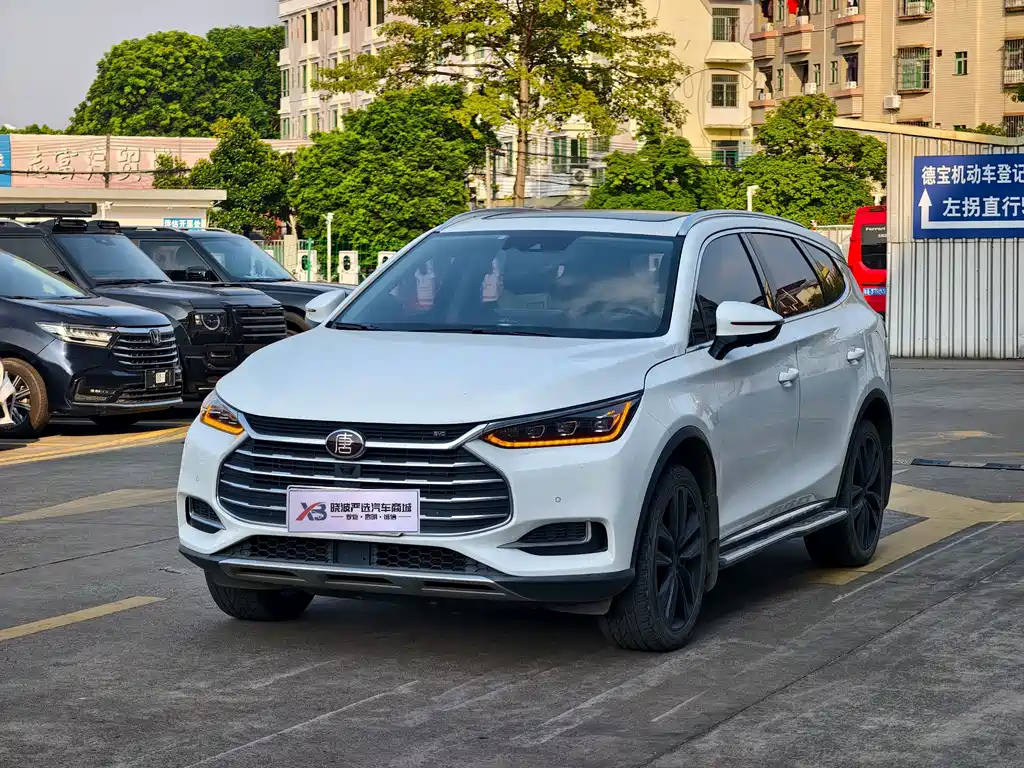 BYD Tang