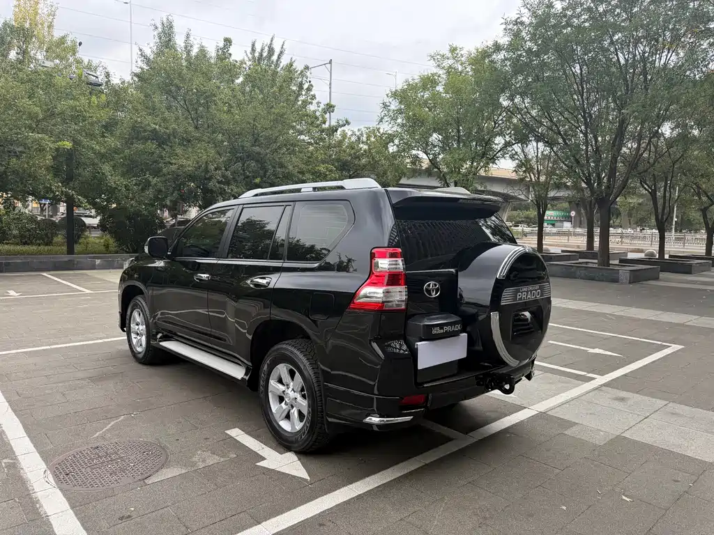 Toyota Prado (Import) — миниатюра 8