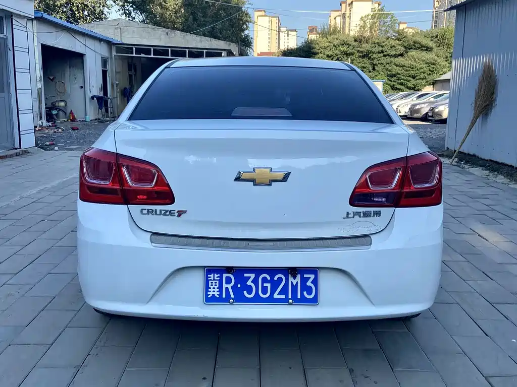 Chevrolet Cruze — миниатюра 8