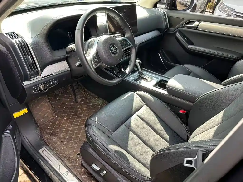 BYD Tang — миниатюра 6