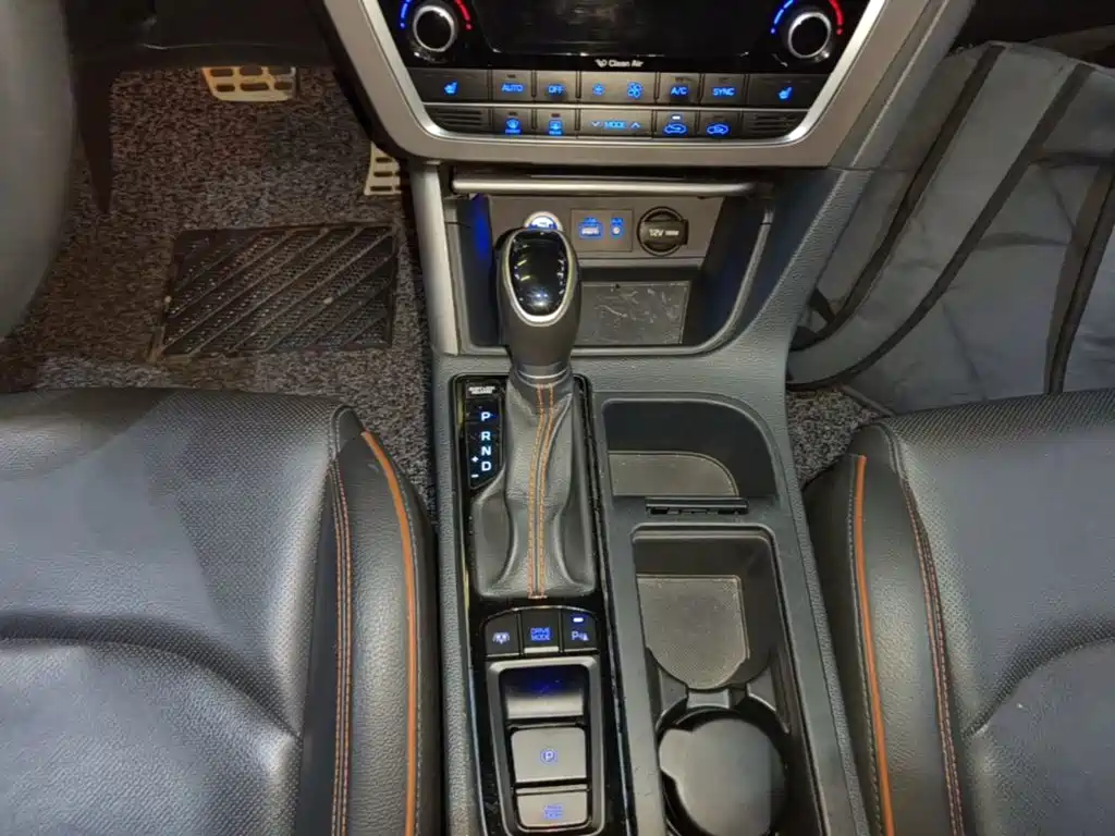 Hyundai Sonata — миниатюра 14