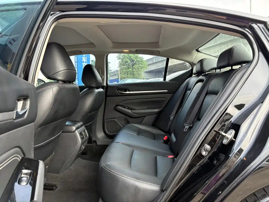 Nissan Teana — миниатюра 9