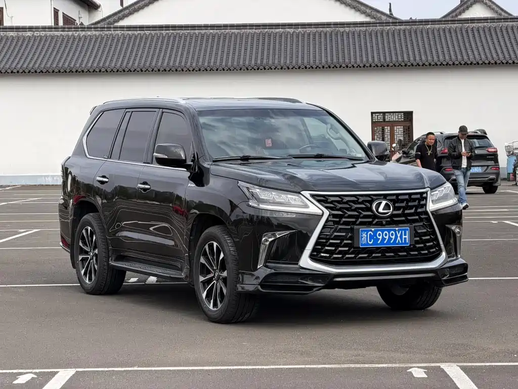 Lexus LX — миниатюра 2