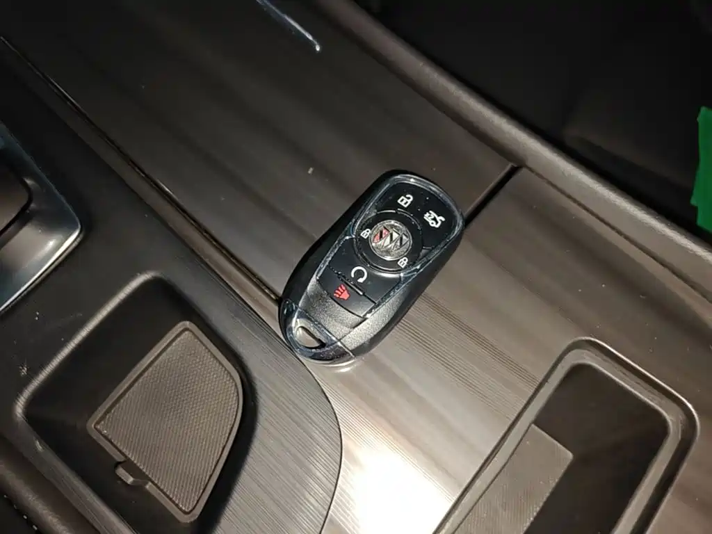 Buick LaCrosse — миниатюра 9