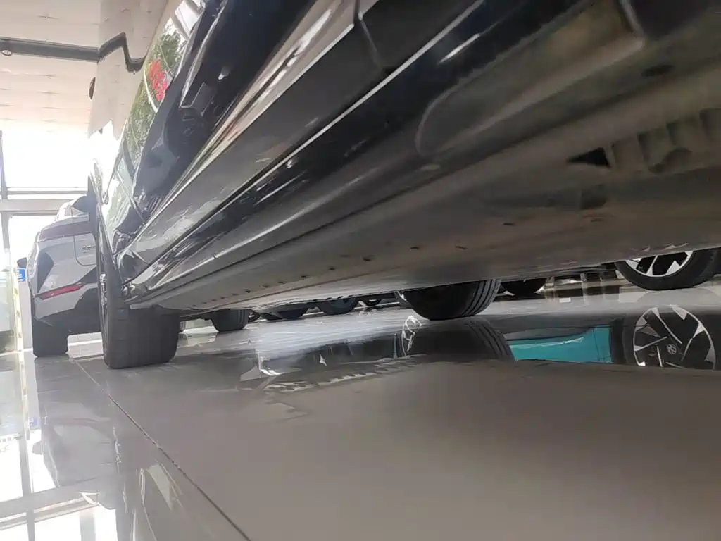BMW iX3 — миниатюра 21