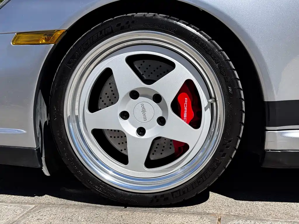 Porsche 911 — миниатюра 22