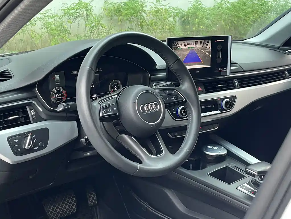 Audi A4L 2020 40 TFSI Luxury