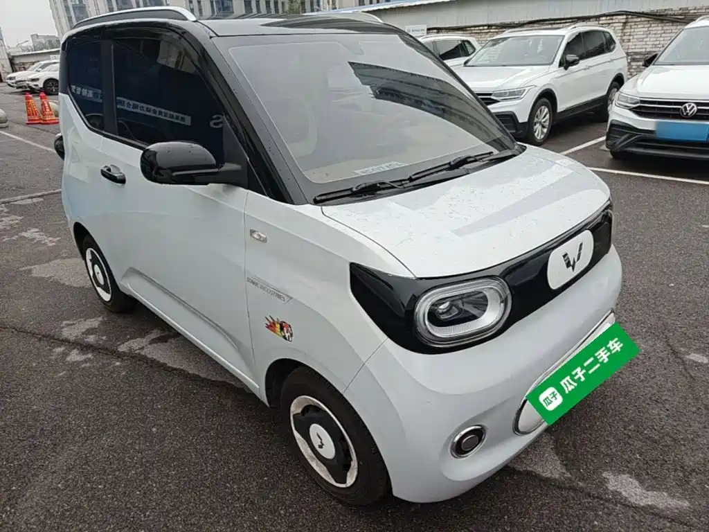 Wuling MINIEV — миниатюра 4