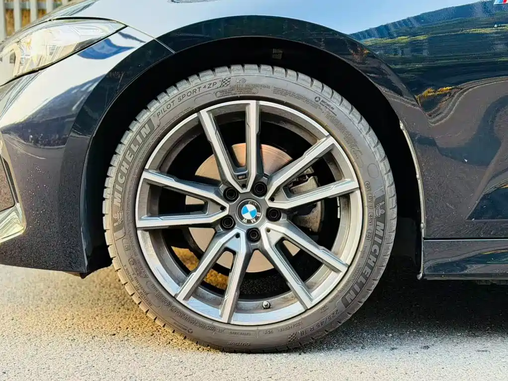 BMW 3 Series — миниатюра 7