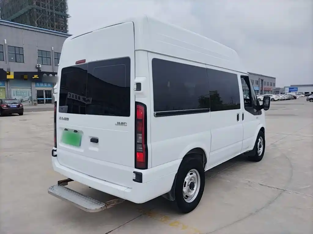 JMC JMC Fushun — миниатюра 7