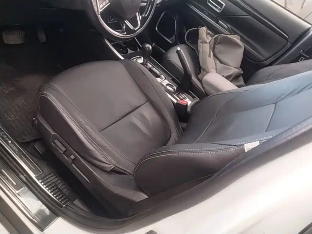 Mitsubishi Outlander — миниатюра 15