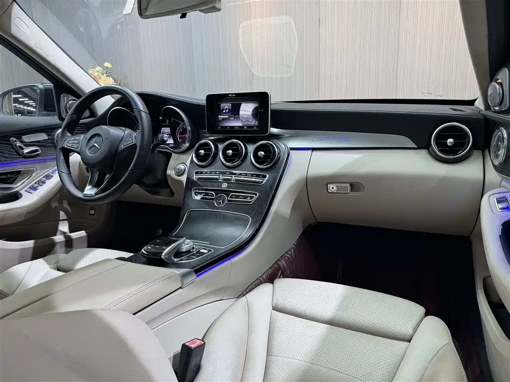 Mercedes-Benz C-Class — миниатюра 15