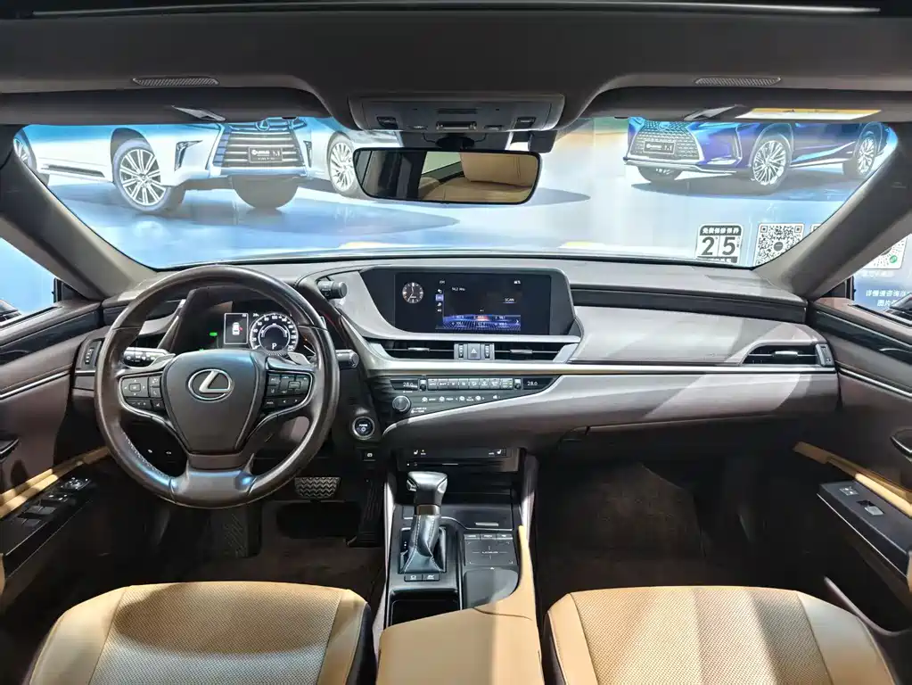 Lexus ES — миниатюра 7