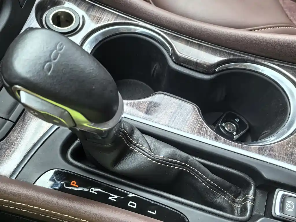 Buick Envision Plus — миниатюра 4
