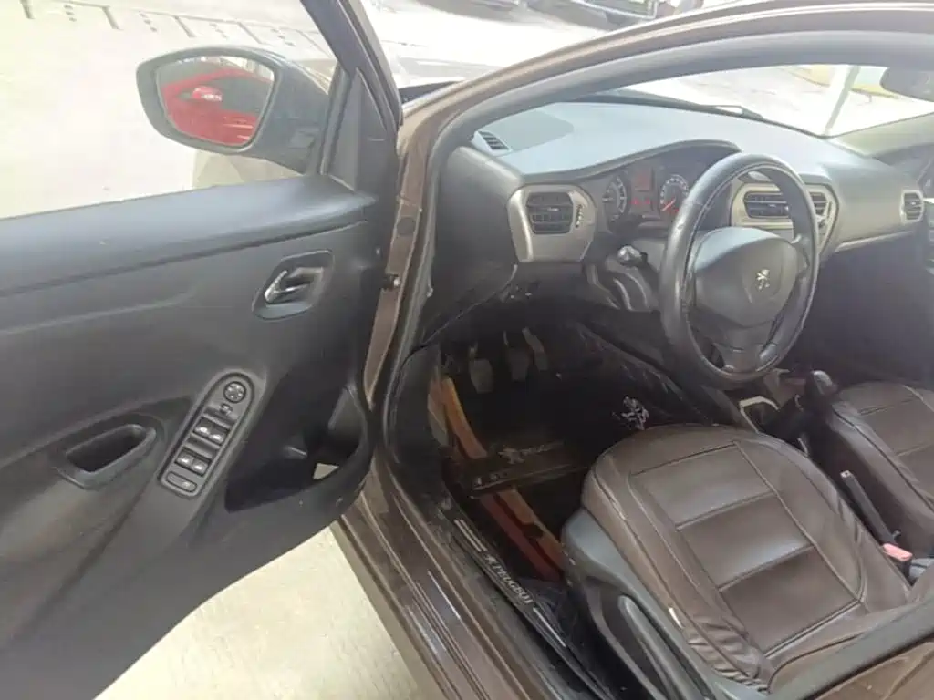 Peugeot 301 — миниатюра 16