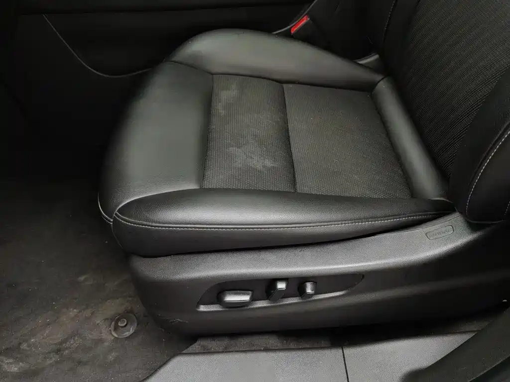 Cadillac XT4 — миниатюра 20