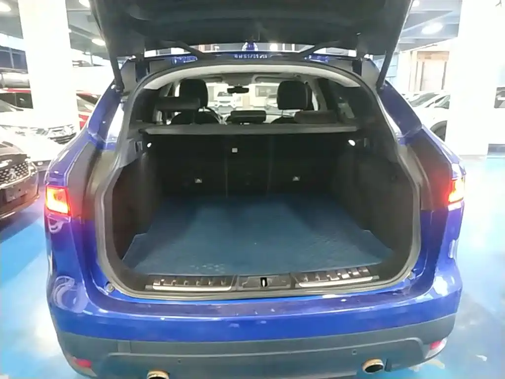 Jaguar F-PACE — миниатюра 19