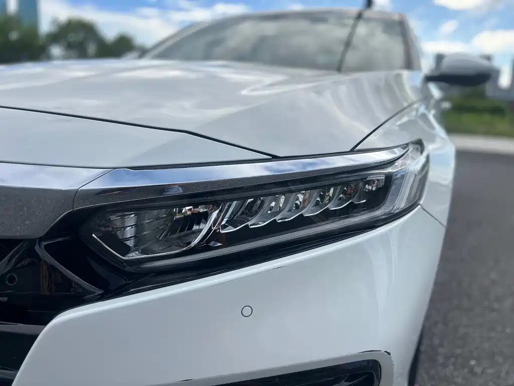 Honda Accord — миниатюра 10